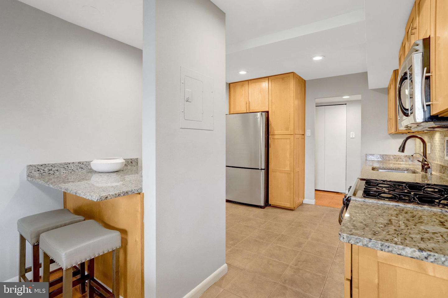 3100 S MANCHESTER ST #1128, FALLS CHURCH, Virginia 22044, 2 Bedrooms Bedrooms, ,2 BathroomsBathrooms,Residential,For sale,3100 S MANCHESTER ST #1128,VAFX2262304 MLS # VAFX2262304 3100 S MANCHESTER ST #1128, FALLS CHURCH, Virginia 22044, 2 Bedrooms Bedrooms, ,2 BathroomsBathrooms,Residential,For sale,3100 S MANCHESTER ST #1128,VAFX2262304 MLS # VAFX2262304