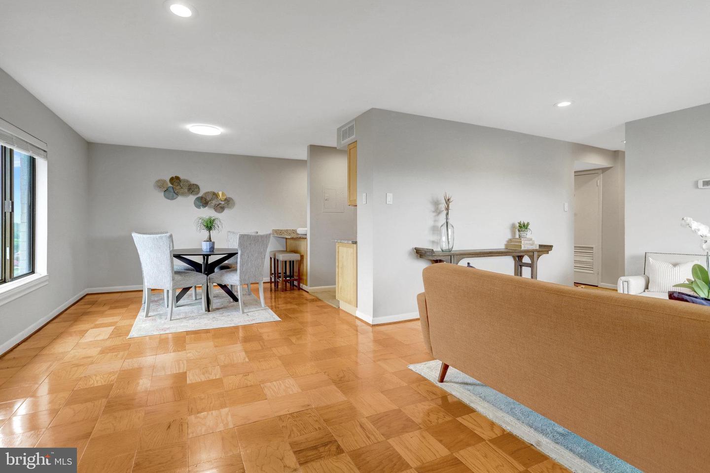 3100 S MANCHESTER ST #1128, FALLS CHURCH, Virginia 22044, 2 Bedrooms Bedrooms, ,2 BathroomsBathrooms,Residential,For sale,3100 S MANCHESTER ST #1128,VAFX2262304 MLS # VAFX2262304 3100 S MANCHESTER ST #1128, FALLS CHURCH, Virginia 22044, 2 Bedrooms Bedrooms, ,2 BathroomsBathrooms,Residential,For sale,3100 S MANCHESTER ST #1128,VAFX2262304 MLS # VAFX2262304