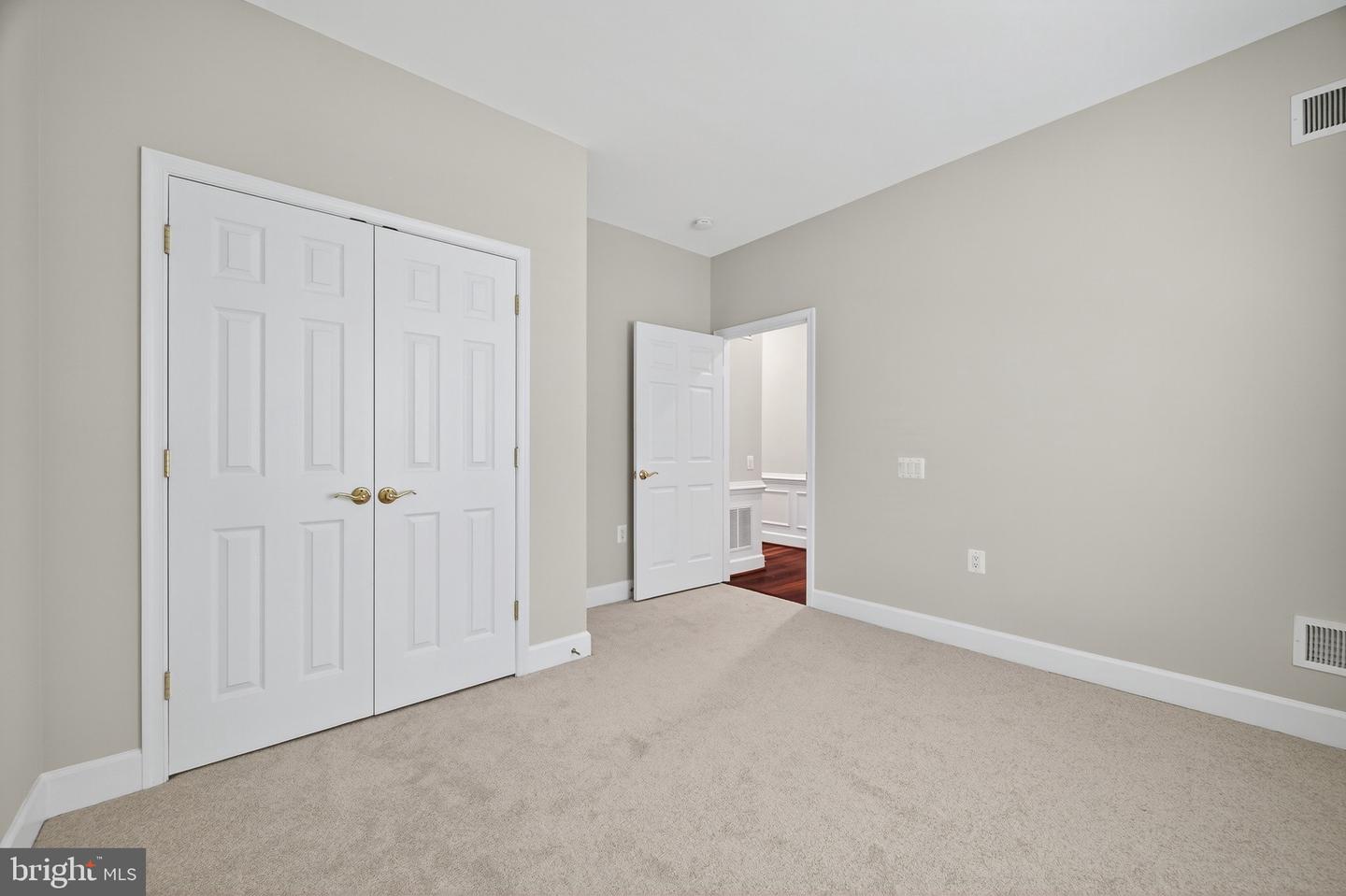 44472 OAKMONT MANOR SQ, ASHBURN, Virginia 20147, 2 Bedrooms Bedrooms, ,2 BathroomsBathrooms,Residential,For sale,44472 OAKMONT MANOR SQ,VALO2105610 MLS # VALO2105610 44472 OAKMONT MANOR SQ, ASHBURN, Virginia 20147, 2 Bedrooms Bedrooms, ,2 BathroomsBathrooms,Residential,For sale,44472 OAKMONT MANOR SQ,VALO2105610 MLS # VALO2105610