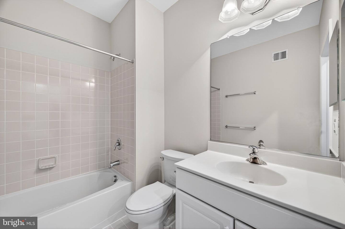 44472 OAKMONT MANOR SQ, ASHBURN, Virginia 20147, 2 Bedrooms Bedrooms, ,2 BathroomsBathrooms,Residential,For sale,44472 OAKMONT MANOR SQ,VALO2105610 MLS # VALO2105610 44472 OAKMONT MANOR SQ, ASHBURN, Virginia 20147, 2 Bedrooms Bedrooms, ,2 BathroomsBathrooms,Residential,For sale,44472 OAKMONT MANOR SQ,VALO2105610 MLS # VALO2105610