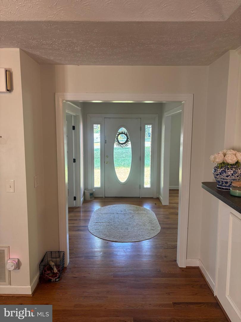 20 DIRBY WAY, FISHERSVILLE, Virginia 22939, 3 Bedrooms Bedrooms, 7 Rooms Rooms,2 BathroomsBathrooms,Residential,For sale,20 DIRBY WAY,VAAG2002652 MLS # VAAG2002652