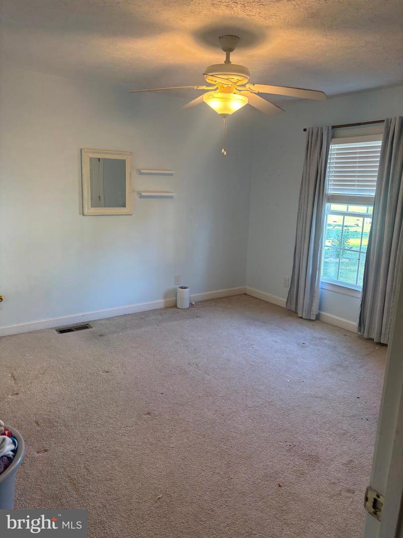 20 DIRBY WAY, FISHERSVILLE, Virginia 22939, 3 Bedrooms Bedrooms, 7 Rooms Rooms,2 BathroomsBathrooms,Residential,For sale,20 DIRBY WAY,VAAG2002652 MLS # VAAG2002652