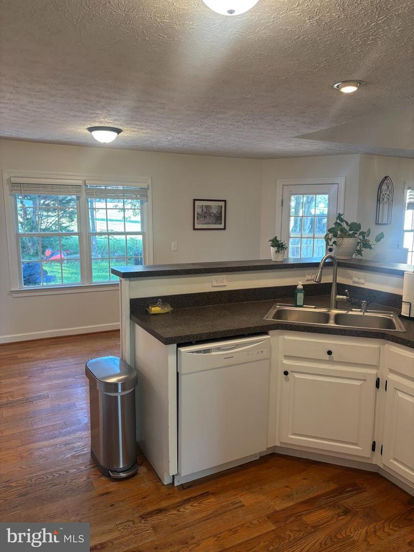 20 DIRBY WAY, FISHERSVILLE, Virginia 22939, 3 Bedrooms Bedrooms, 7 Rooms Rooms,2 BathroomsBathrooms,Residential,For sale,20 DIRBY WAY,VAAG2002652 MLS # VAAG2002652