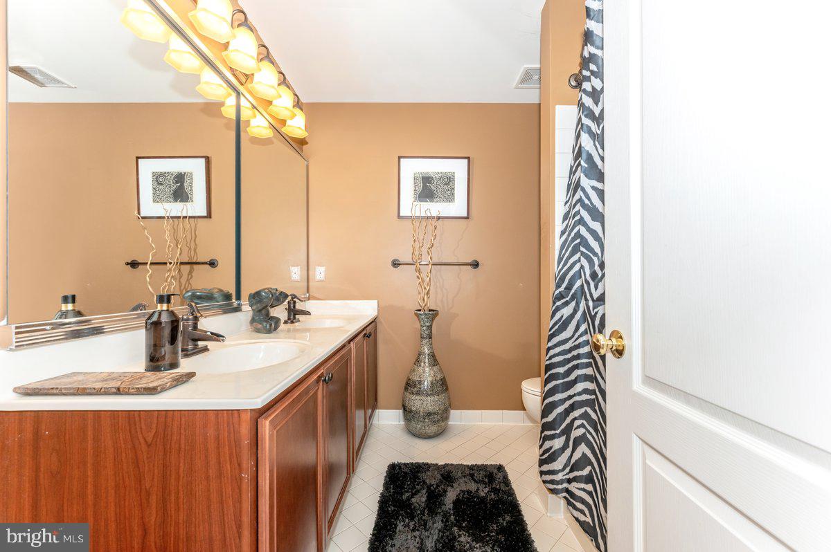 STERLING, Virginia 20166, 4 Bedrooms Bedrooms, 9 Rooms Rooms,4 BathroomsBathrooms,Residential,For sale,VALO2106788 MLS # VALO2106788 STERLING, Virginia 20166, 4 Bedrooms Bedrooms, 9 Rooms Rooms,4 BathroomsBathrooms,Residential,For sale,VALO2106788 MLS # VALO2106788