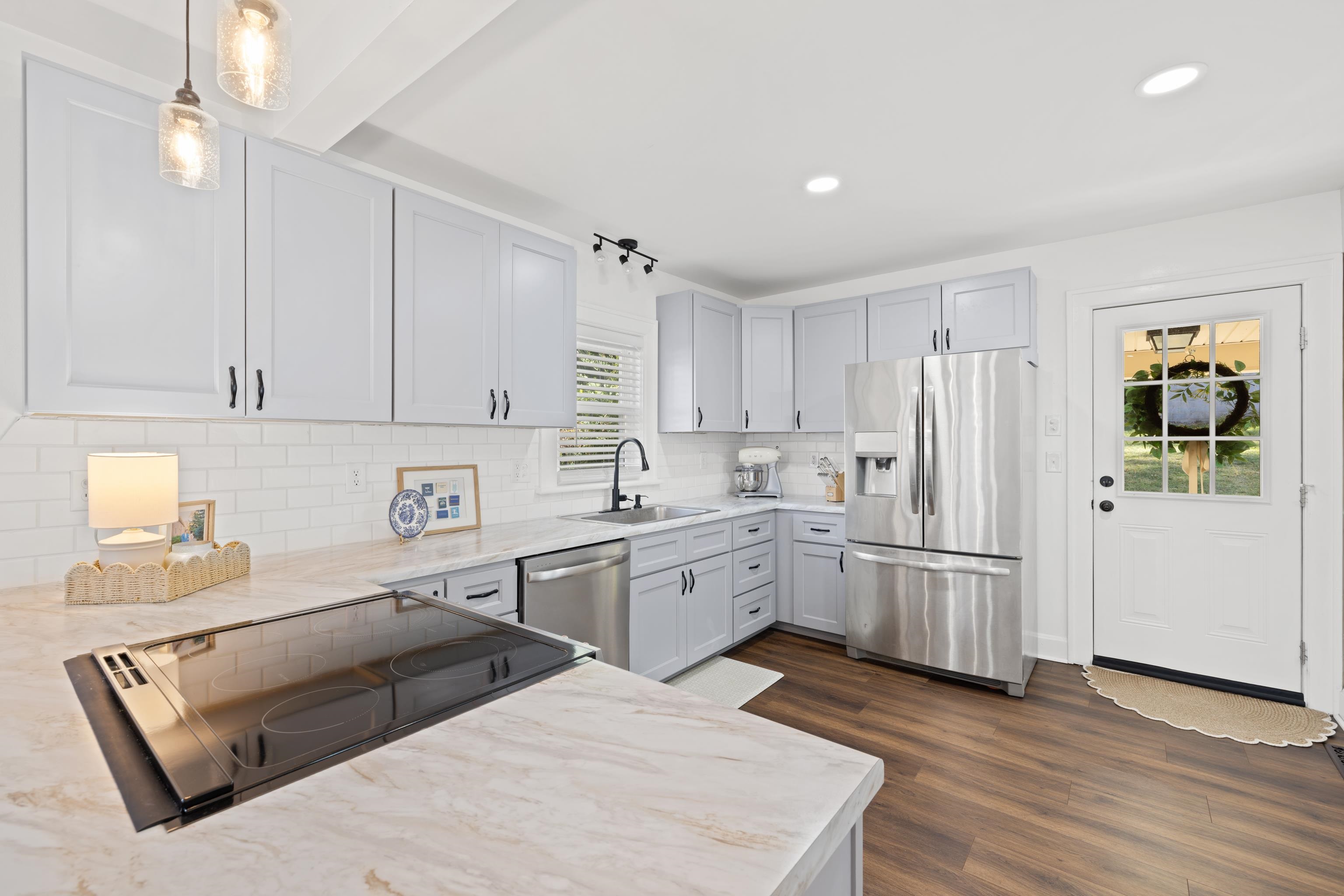 401 DUPONT AVE, STAUNTON, Virginia 24401, 3 Bedrooms Bedrooms, ,1 BathroomBathrooms,Residential,401 DUPONT AVE,670410 MLS # 670410 401 DUPONT AVE, STAUNTON, Virginia 24401, 3 Bedrooms Bedrooms, ,1 BathroomBathrooms,Residential,401 DUPONT AVE,670410 MLS # 670410