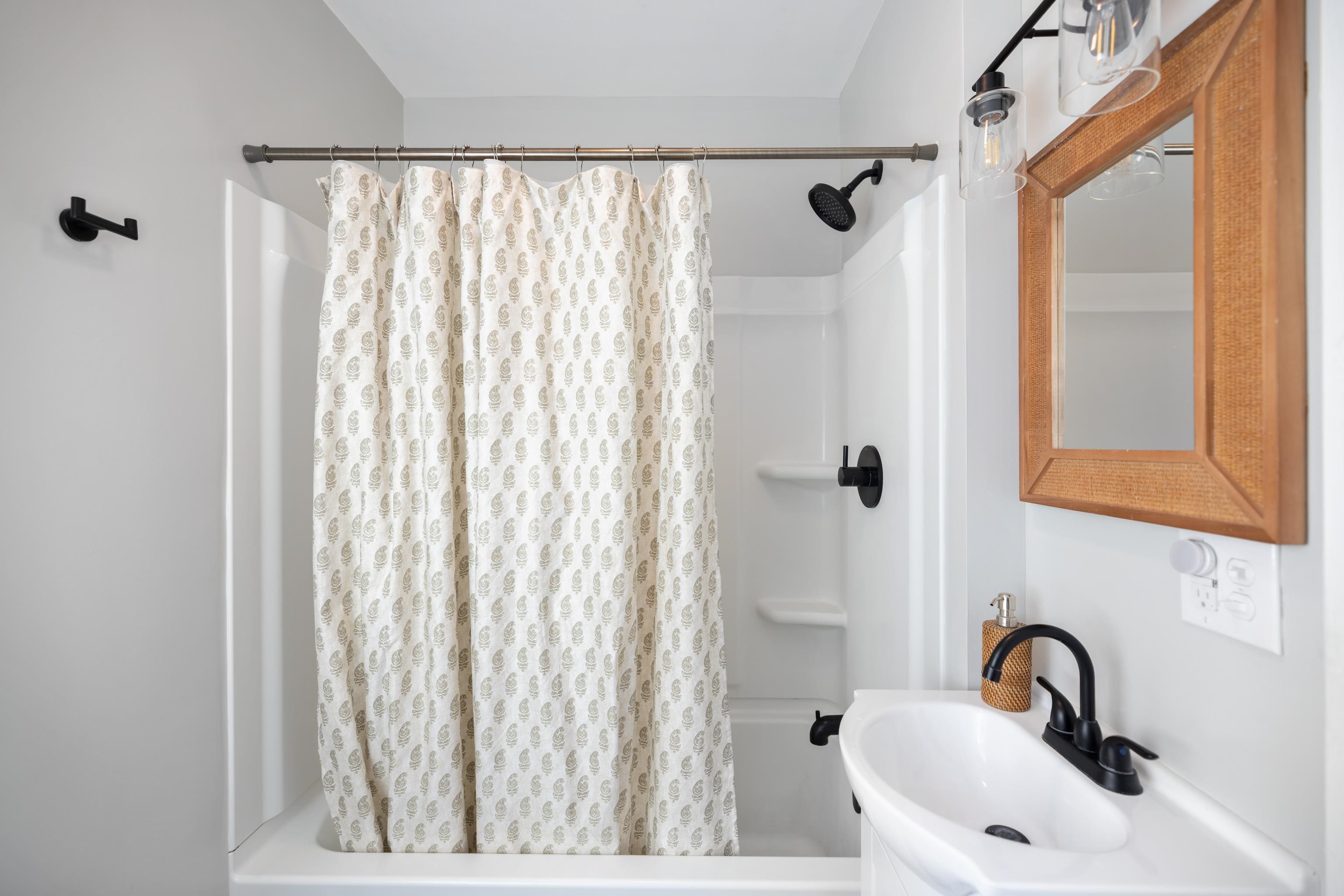 401 DUPONT AVE, STAUNTON, Virginia 24401, 3 Bedrooms Bedrooms, ,1 BathroomBathrooms,Residential,401 DUPONT AVE,670410 MLS # 670410 401 DUPONT AVE, STAUNTON, Virginia 24401, 3 Bedrooms Bedrooms, ,1 BathroomBathrooms,Residential,401 DUPONT AVE,670410 MLS # 670410