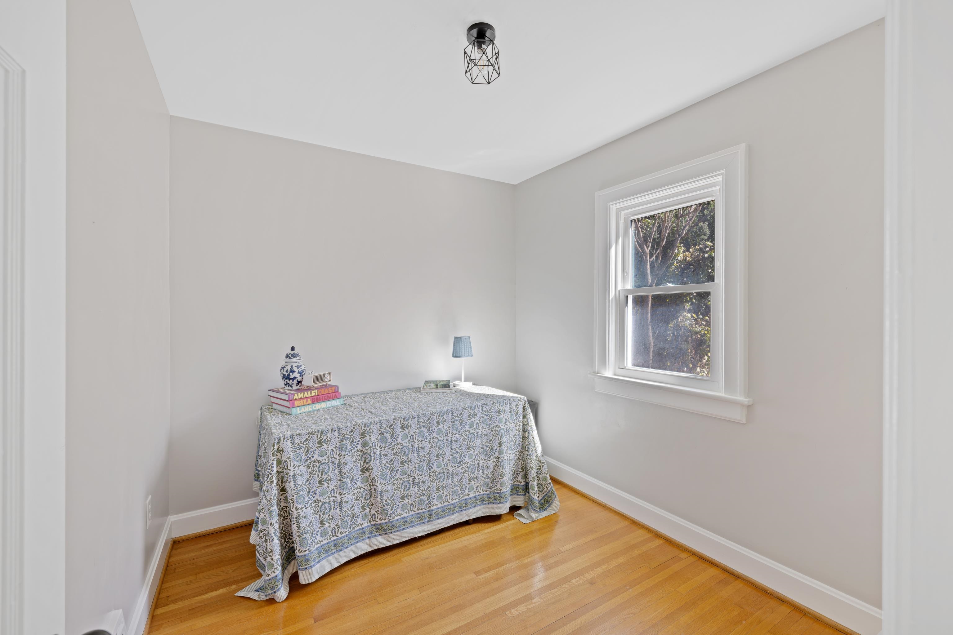 401 DUPONT AVE, STAUNTON, Virginia 24401, 3 Bedrooms Bedrooms, ,1 BathroomBathrooms,Residential,401 DUPONT AVE,670410 MLS # 670410 401 DUPONT AVE, STAUNTON, Virginia 24401, 3 Bedrooms Bedrooms, ,1 BathroomBathrooms,Residential,401 DUPONT AVE,670410 MLS # 670410