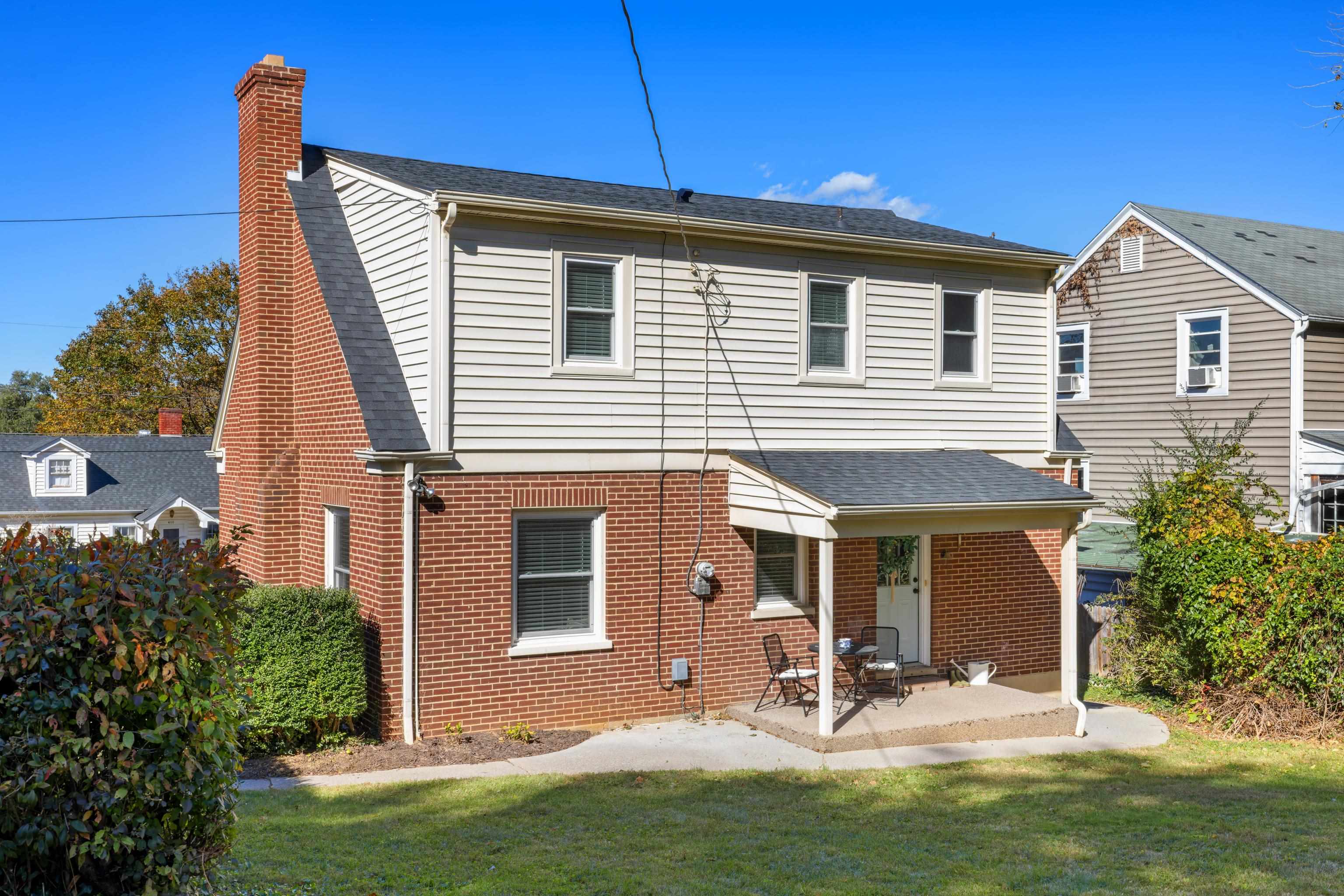 401 DUPONT AVE, STAUNTON, Virginia 24401, 3 Bedrooms Bedrooms, ,1 BathroomBathrooms,Residential,401 DUPONT AVE,670410 MLS # 670410 401 DUPONT AVE, STAUNTON, Virginia 24401, 3 Bedrooms Bedrooms, ,1 BathroomBathrooms,Residential,401 DUPONT AVE,670410 MLS # 670410