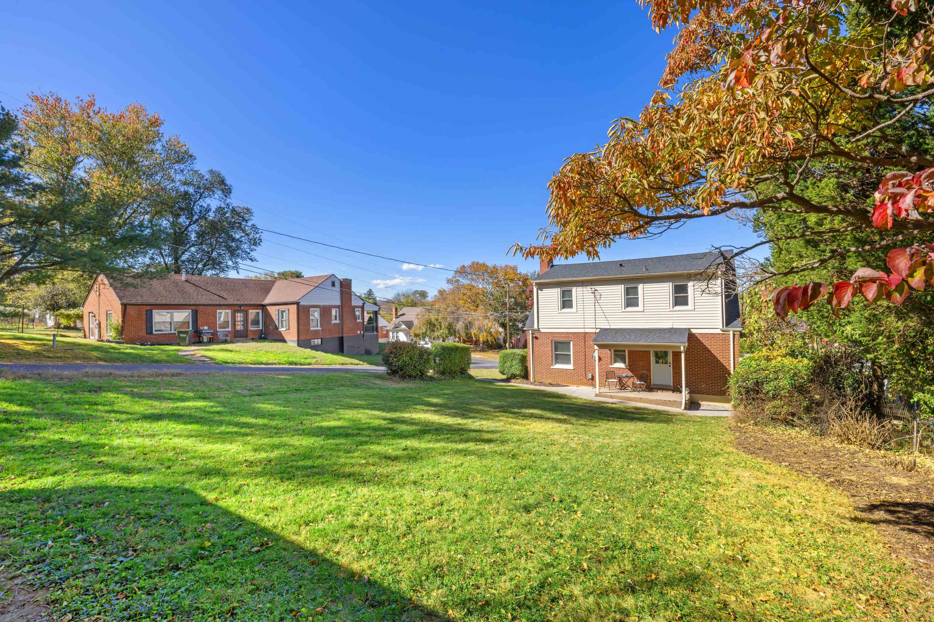 401 DUPONT AVE, STAUNTON, Virginia 24401, 3 Bedrooms Bedrooms, ,1 BathroomBathrooms,Residential,401 DUPONT AVE,670410 MLS # 670410 401 DUPONT AVE, STAUNTON, Virginia 24401, 3 Bedrooms Bedrooms, ,1 BathroomBathrooms,Residential,401 DUPONT AVE,670410 MLS # 670410