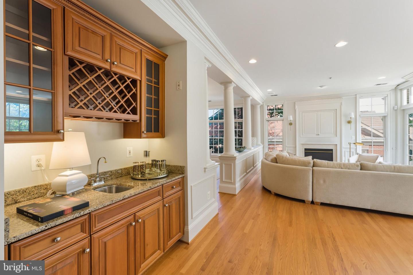 1480 EVANS FARM DR #202, MCLEAN, Virginia 22101, 2 Bedrooms Bedrooms, ,2 BathroomsBathrooms,Residential,For sale,1480 EVANS FARM DR #202,VAFX2267780 MLS # VAFX2267780