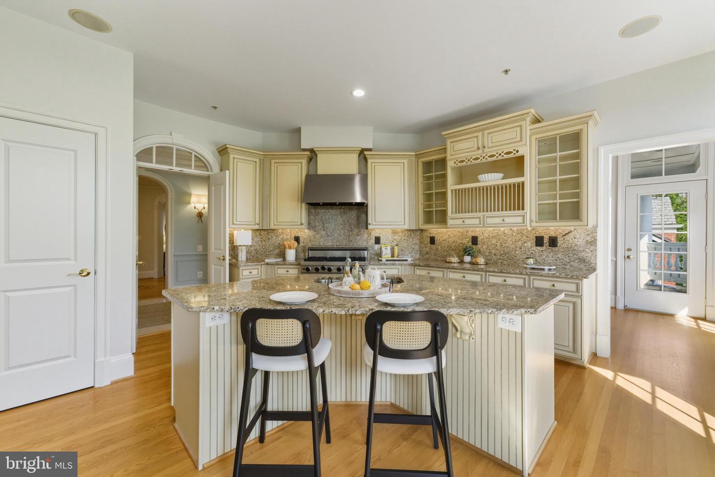 1480 EVANS FARM DR #202, MCLEAN, Virginia 22101, 2 Bedrooms Bedrooms, ,2 BathroomsBathrooms,Residential,For sale,1480 EVANS FARM DR #202,VAFX2267780 MLS # VAFX2267780