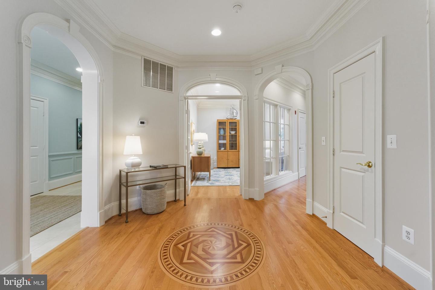 1480 EVANS FARM DR #202, MCLEAN, Virginia 22101, 2 Bedrooms Bedrooms, ,2 BathroomsBathrooms,Residential,For sale,1480 EVANS FARM DR #202,VAFX2267780 MLS # VAFX2267780