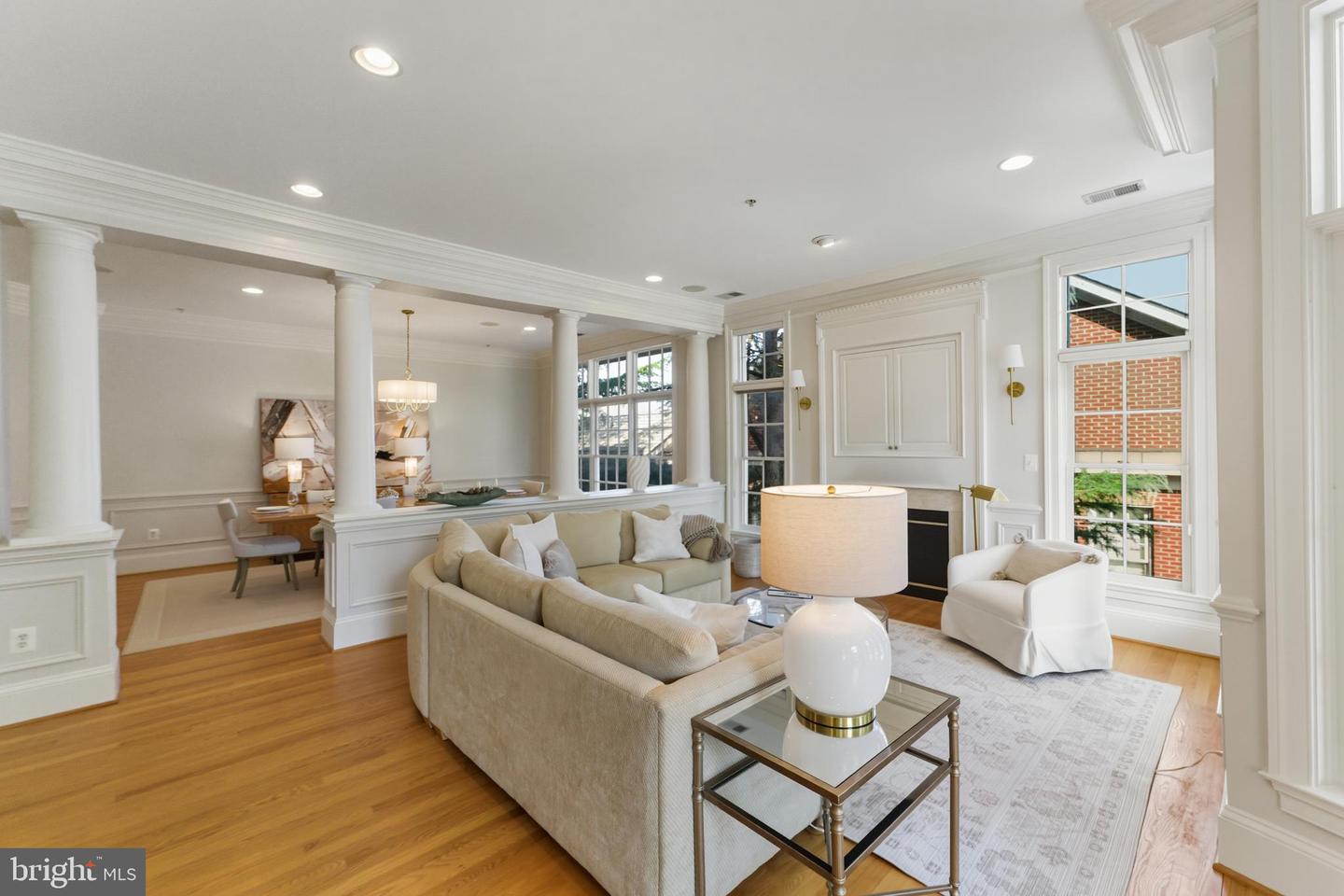 1480 EVANS FARM DR #202, MCLEAN, Virginia 22101, 2 Bedrooms Bedrooms, ,2 BathroomsBathrooms,Residential,For sale,1480 EVANS FARM DR #202,VAFX2267780 MLS # VAFX2267780