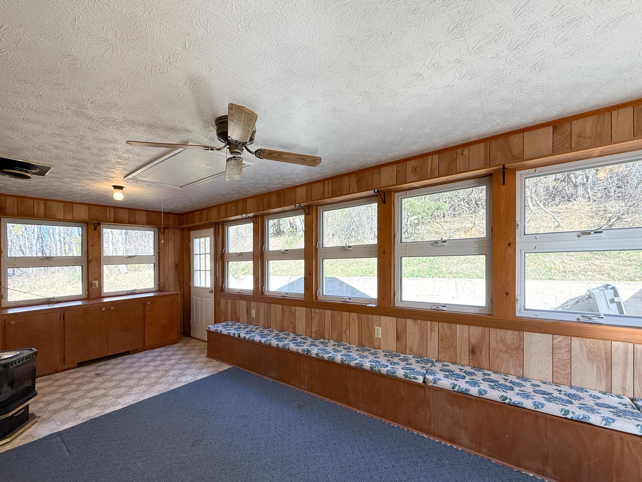 901 POWHATAN ST, STAUNTON, Virginia 24401, 3 Bedrooms Bedrooms, ,1 BathroomBathrooms,Residential,901 POWHATAN ST,670825 MLS # 670825