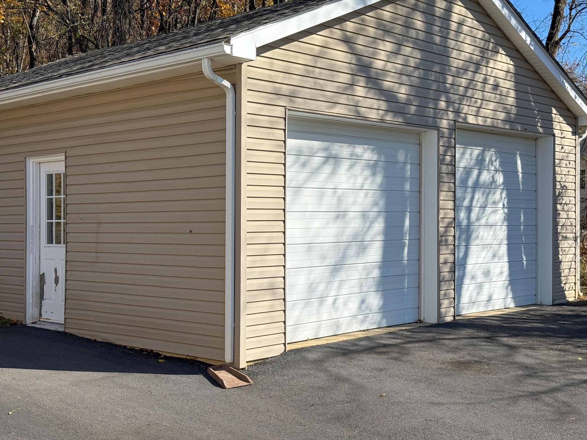 901 POWHATAN ST, STAUNTON, Virginia 24401, 3 Bedrooms Bedrooms, ,1 BathroomBathrooms,Residential,901 POWHATAN ST,670825 MLS # 670825