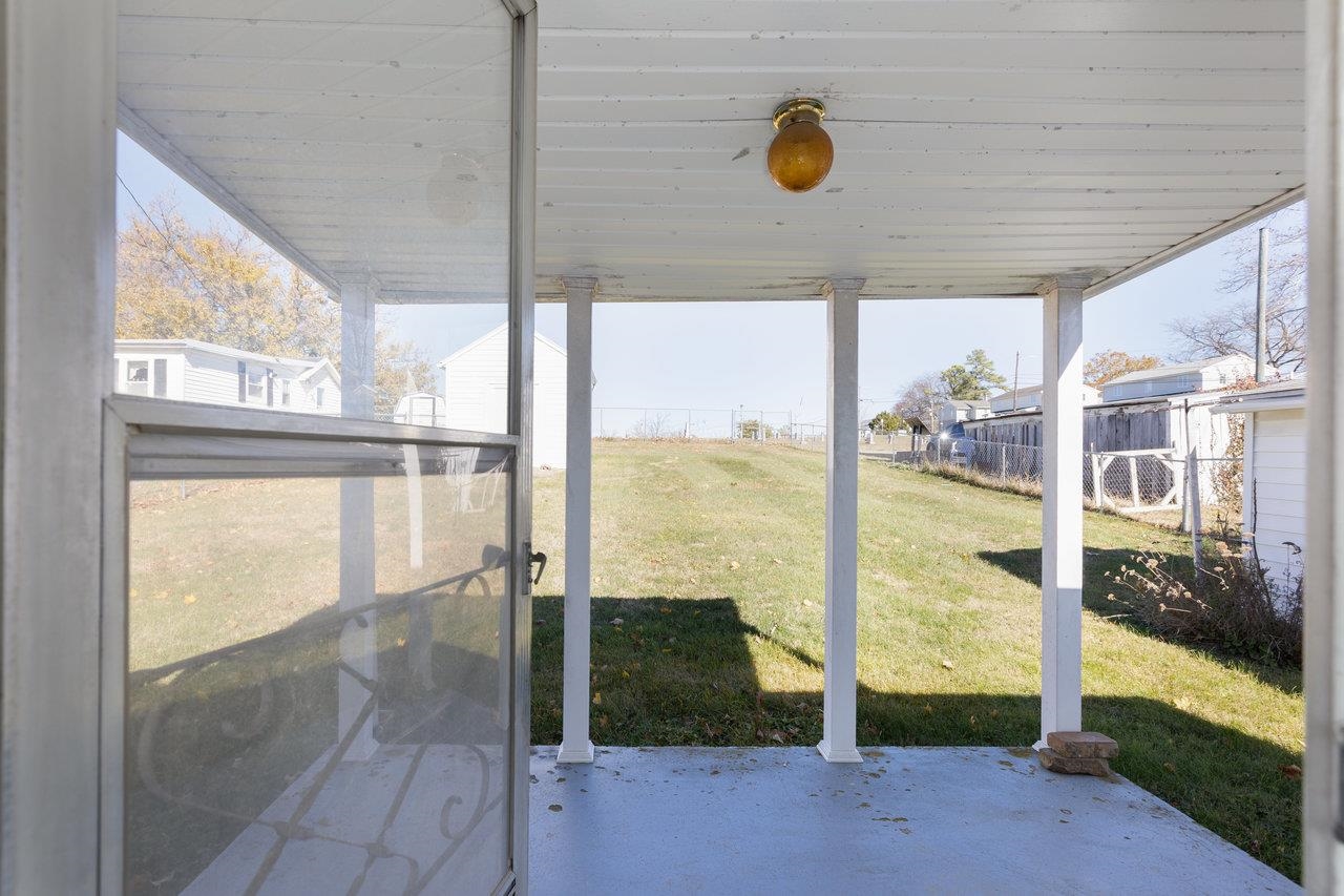 556 E GAY ST, HARRISONBURG, Virginia 22801, 3 Bedrooms Bedrooms, ,1 BathroomBathrooms,Residential,556 E GAY ST,670826 MLS # 670826