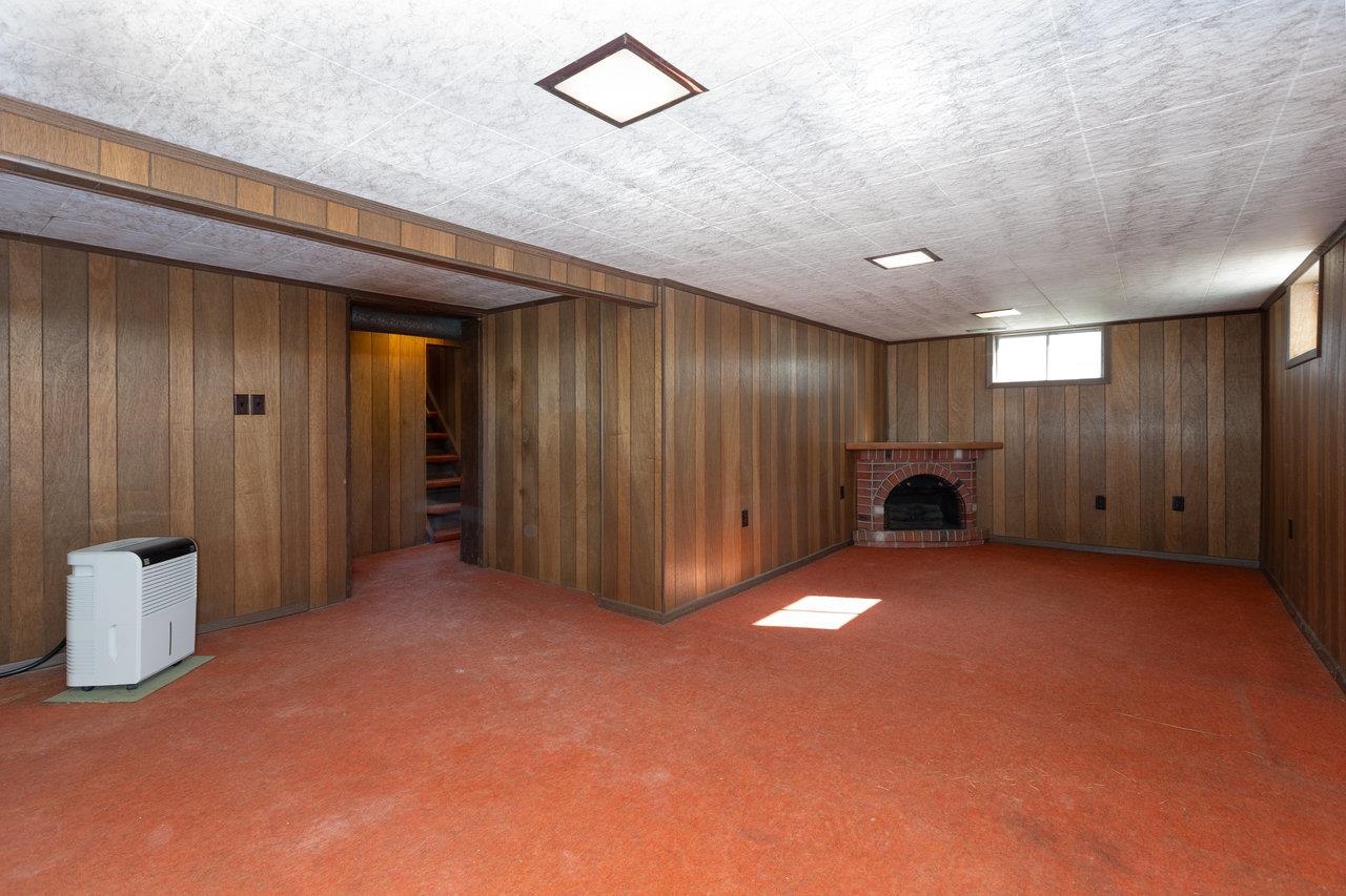 556 E GAY ST, HARRISONBURG, Virginia 22801, 3 Bedrooms Bedrooms, ,1 BathroomBathrooms,Residential,556 E GAY ST,670826 MLS # 670826