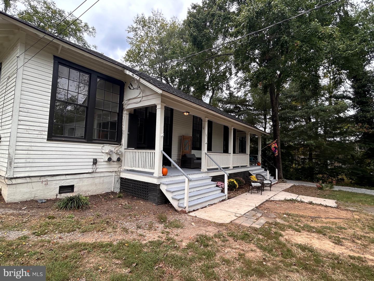 101, 103 W MAIN ST W #101, 103, BOYCE, Virginia 22620, 4 Bedrooms Bedrooms, ,2 BathroomsBathrooms,Residential,For sale,101, 103 W MAIN ST W #101,103,VACL2006092 MLS # VACL2006092