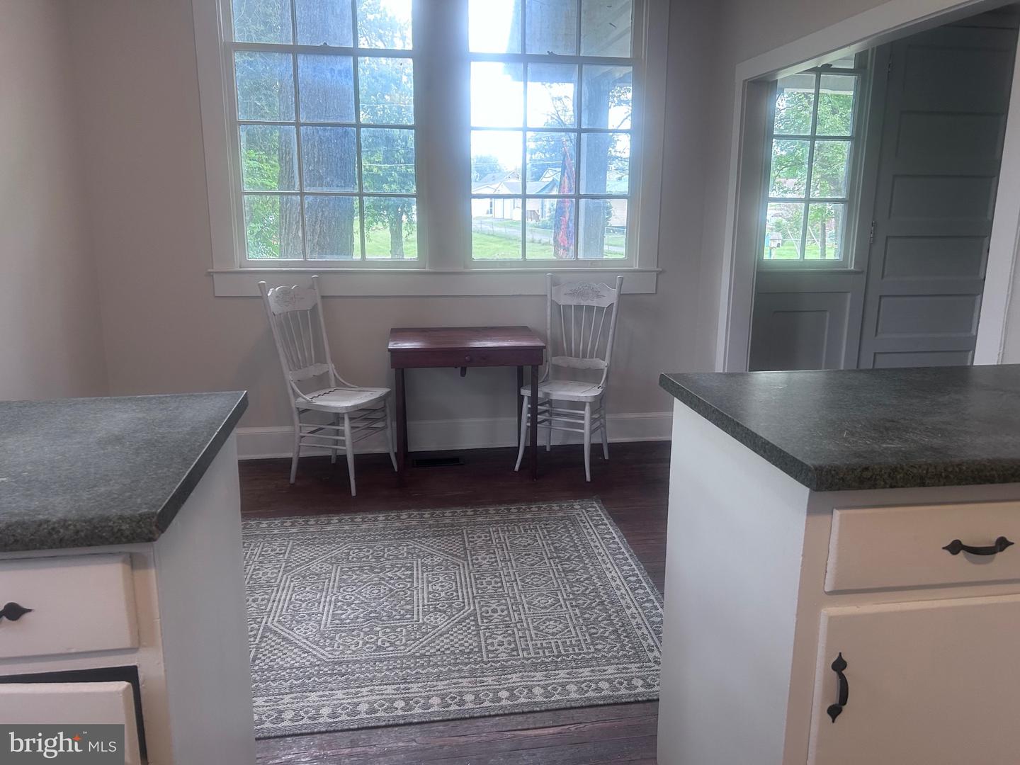 101, 103 W MAIN ST W #101, 103, BOYCE, Virginia 22620, 4 Bedrooms Bedrooms, ,2 BathroomsBathrooms,Residential,For sale,101, 103 W MAIN ST W #101,103,VACL2006092 MLS # VACL2006092