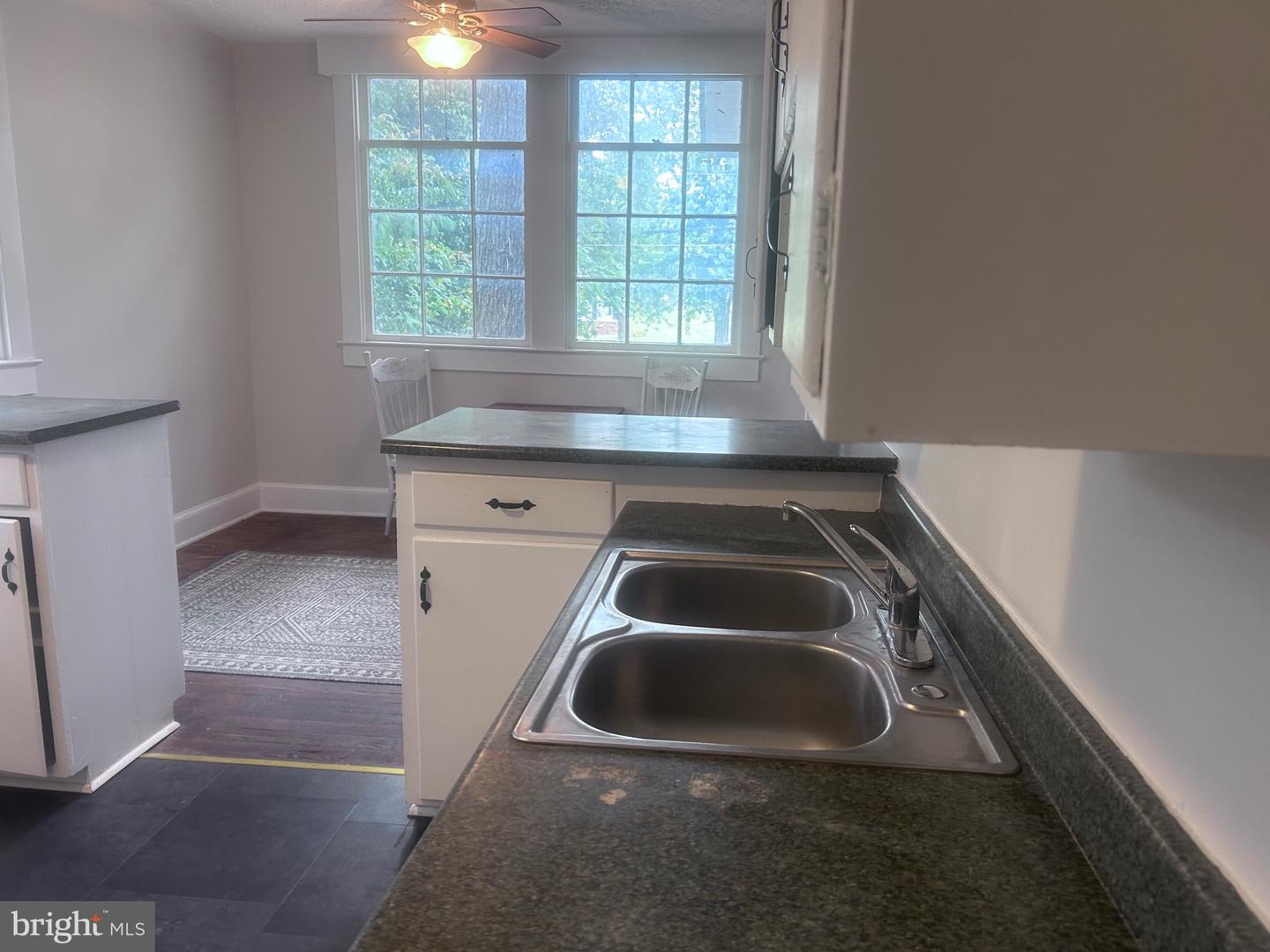 101, 103 W MAIN ST W #101, 103, BOYCE, Virginia 22620, 4 Bedrooms Bedrooms, ,2 BathroomsBathrooms,Residential,For sale,101, 103 W MAIN ST W #101,103,VACL2006092 MLS # VACL2006092