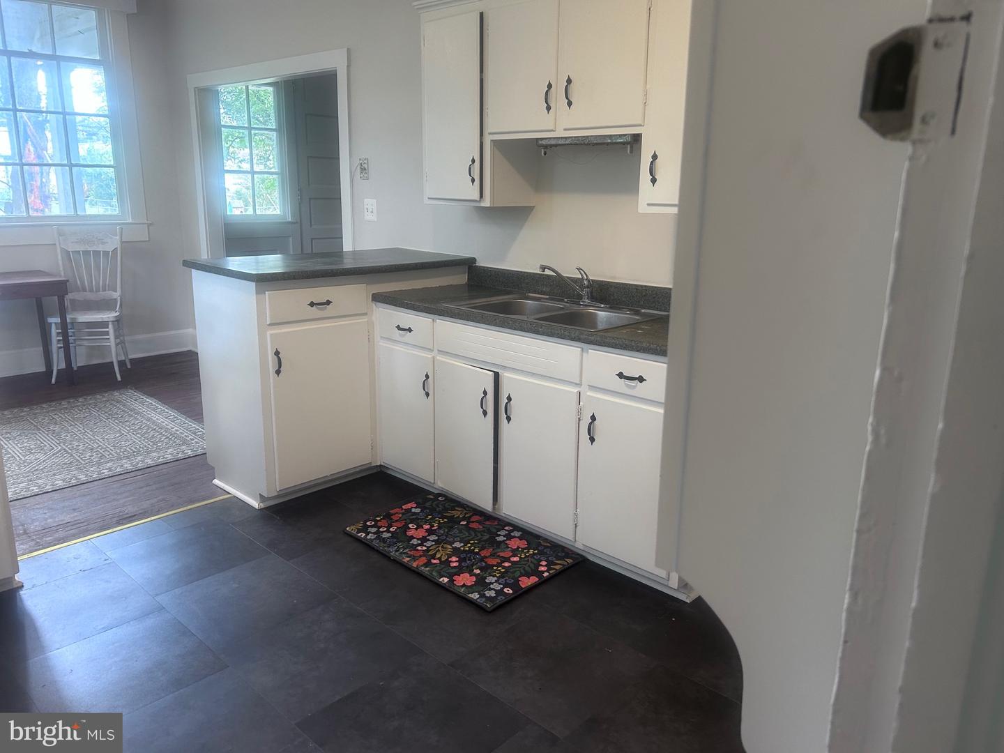 101, 103 W MAIN ST W #101, 103, BOYCE, Virginia 22620, 4 Bedrooms Bedrooms, ,2 BathroomsBathrooms,Residential,For sale,101, 103 W MAIN ST W #101,103,VACL2006092 MLS # VACL2006092