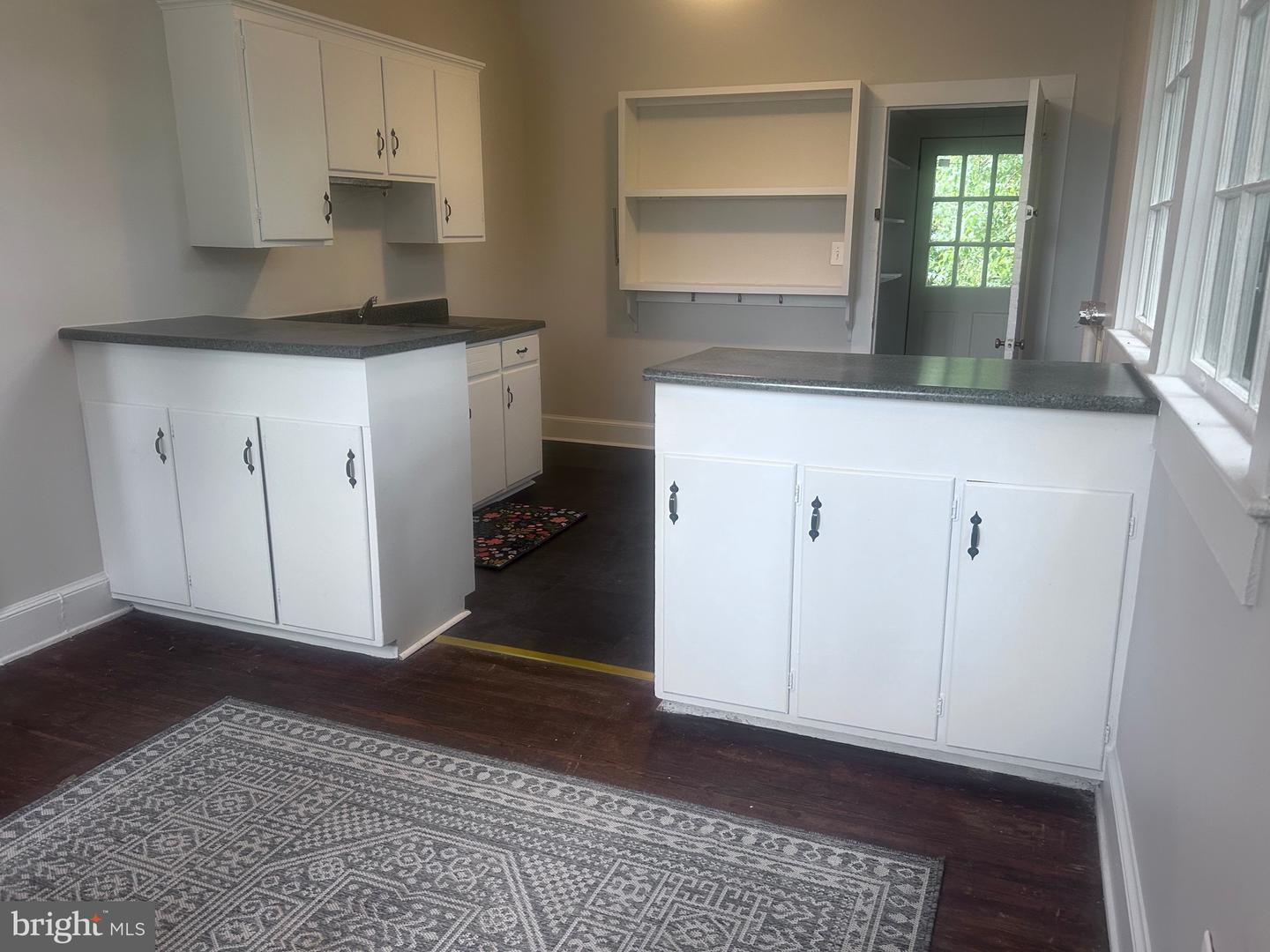 101, 103 W MAIN ST W #101, 103, BOYCE, Virginia 22620, 4 Bedrooms Bedrooms, ,2 BathroomsBathrooms,Residential,For sale,101, 103 W MAIN ST W #101,103,VACL2006092 MLS # VACL2006092