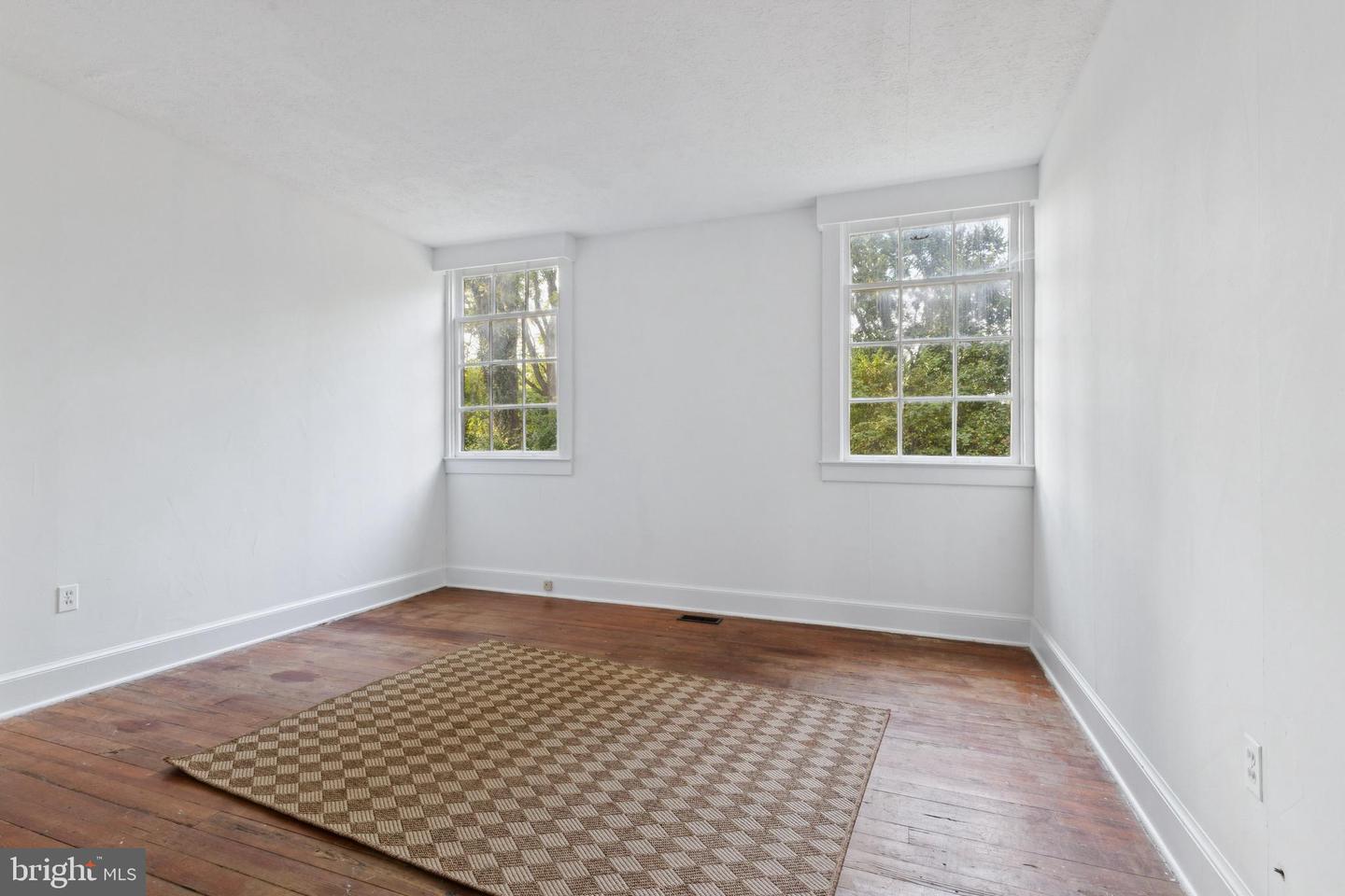 101, 103 W MAIN ST W #101, 103, BOYCE, Virginia 22620, 4 Bedrooms Bedrooms, ,2 BathroomsBathrooms,Residential,For sale,101, 103 W MAIN ST W #101,103,VACL2006092 MLS # VACL2006092