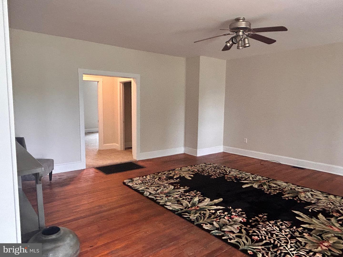 101, 103 W MAIN ST W #101, 103, BOYCE, Virginia 22620, 4 Bedrooms Bedrooms, ,2 BathroomsBathrooms,Residential,For sale,101, 103 W MAIN ST W #101,103,VACL2006092 MLS # VACL2006092