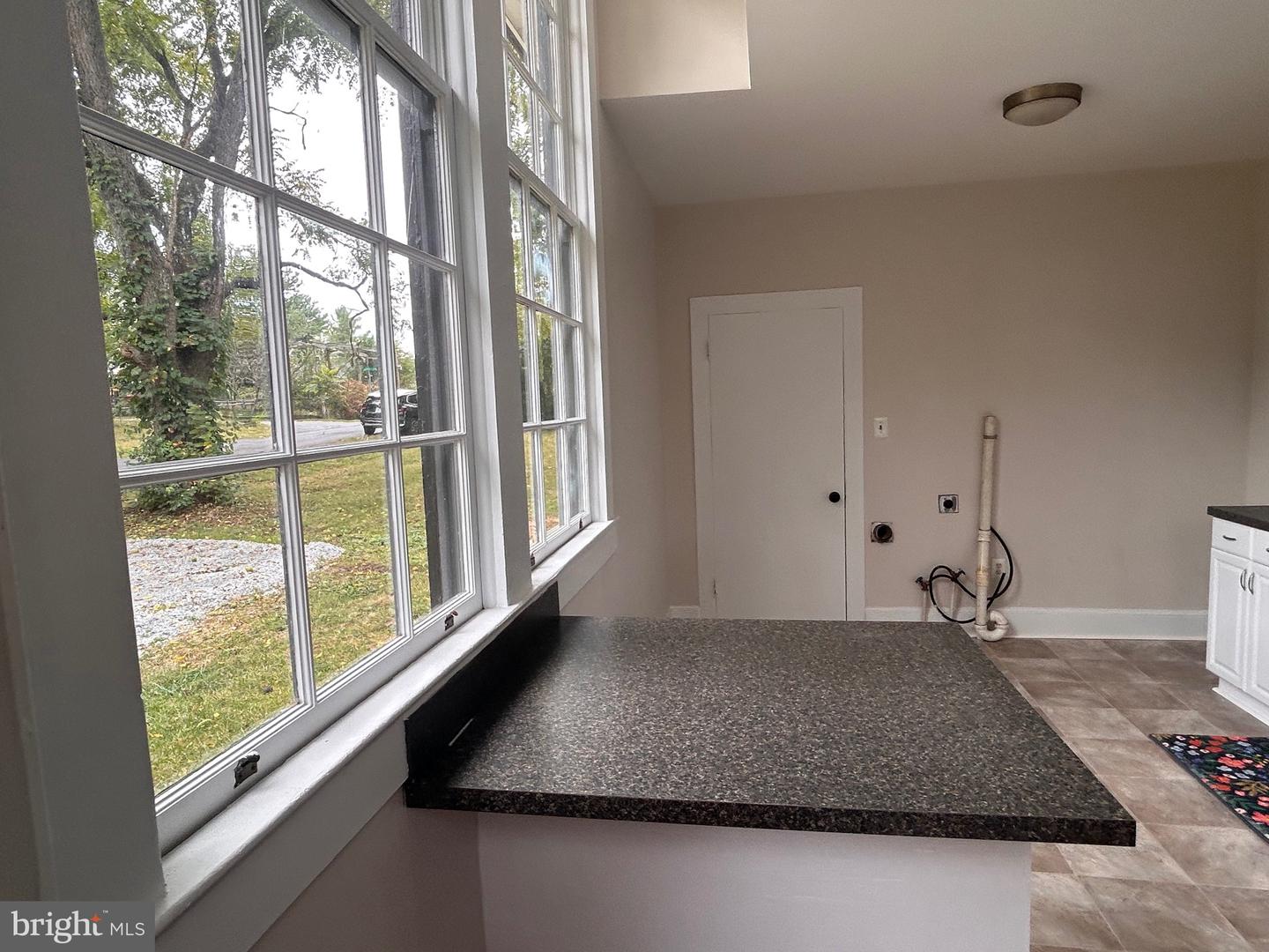 101, 103 W MAIN ST W #101, 103, BOYCE, Virginia 22620, 4 Bedrooms Bedrooms, ,2 BathroomsBathrooms,Residential,For sale,101, 103 W MAIN ST W #101,103,VACL2006092 MLS # VACL2006092