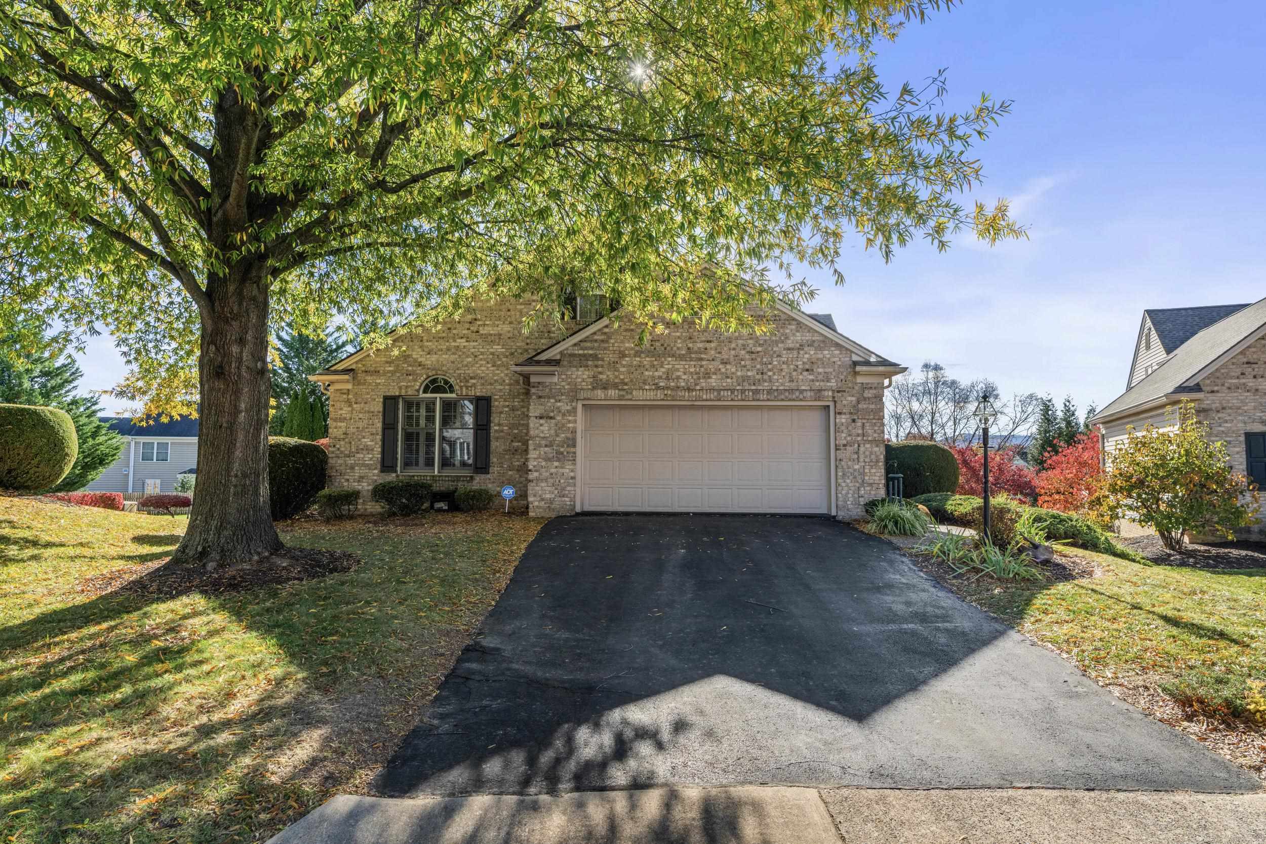 784 GOVERNORS WAY, WAYNESBORO, Virginia 22980, 2 Bedrooms Bedrooms, ,2 BathroomsBathrooms,Residential,784 Governors Way,784 GOVERNORS WAY,670834 MLS # 670834 784 GOVERNORS WAY, WAYNESBORO, Virginia 22980, 2 Bedrooms Bedrooms, ,2 BathroomsBathrooms,Residential,784 Governors Way,784 GOVERNORS WAY,670834 MLS # 670834