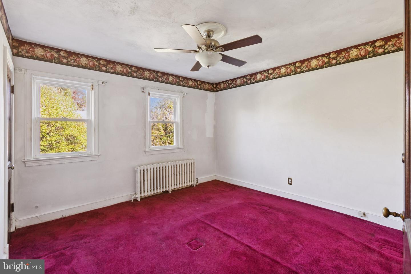 1633 R ST SE, WASHINGTON, District Of Columbia 20020, 2 Bedrooms Bedrooms, ,1 BathroomBathrooms,Residential,For sale,1633 R ST SE,DCDC2225772 MLS # DCDC2225772 1633 R ST SE, WASHINGTON, District Of Columbia 20020, 2 Bedrooms Bedrooms, ,1 BathroomBathrooms,Residential,For sale,1633 R ST SE,DCDC2225772 MLS # DCDC2225772