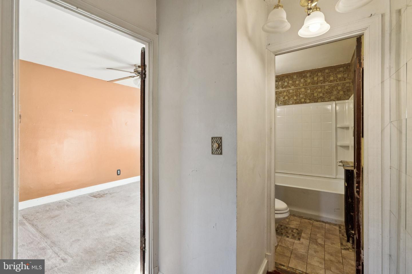 1633 R ST SE, WASHINGTON, District Of Columbia 20020, 2 Bedrooms Bedrooms, ,1 BathroomBathrooms,Residential,For sale,1633 R ST SE,DCDC2225772 MLS # DCDC2225772 1633 R ST SE, WASHINGTON, District Of Columbia 20020, 2 Bedrooms Bedrooms, ,1 BathroomBathrooms,Residential,For sale,1633 R ST SE,DCDC2225772 MLS # DCDC2225772