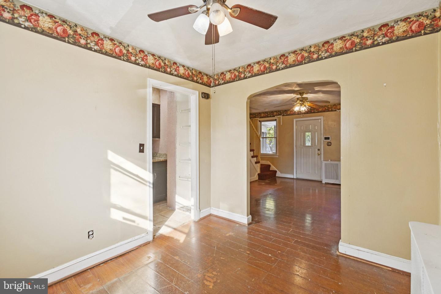 1633 R ST SE, WASHINGTON, District Of Columbia 20020, 2 Bedrooms Bedrooms, ,1 BathroomBathrooms,Residential,For sale,1633 R ST SE,DCDC2225772 MLS # DCDC2225772 1633 R ST SE, WASHINGTON, District Of Columbia 20020, 2 Bedrooms Bedrooms, ,1 BathroomBathrooms,Residential,For sale,1633 R ST SE,DCDC2225772 MLS # DCDC2225772