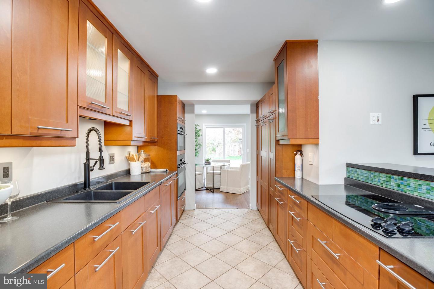 6154 MARTINS LANDING CT, BURKE, Virginia 22015, 3 Bedrooms Bedrooms, ,2 BathroomsBathrooms,Residential,For sale,6154 MARTINS LANDING CT,VAFX2273786 MLS # VAFX2273786 6154 MARTINS LANDING CT, BURKE, Virginia 22015, 3 Bedrooms Bedrooms, ,2 BathroomsBathrooms,Residential,For sale,6154 MARTINS LANDING CT,VAFX2273786 MLS # VAFX2273786