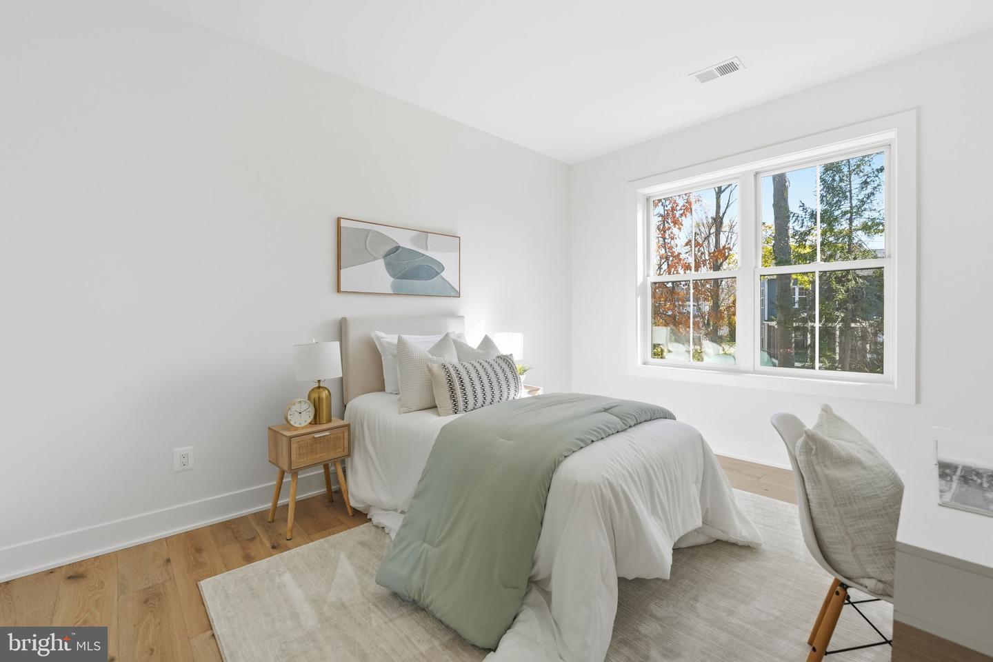 612 GIBSON CIR SW, VIENNA, Virginia 22180, 6 Bedrooms Bedrooms, ,6 BathroomsBathrooms,Residential,For sale,612 GIBSON CIR SW,VAFX2275758 MLS # VAFX2275758