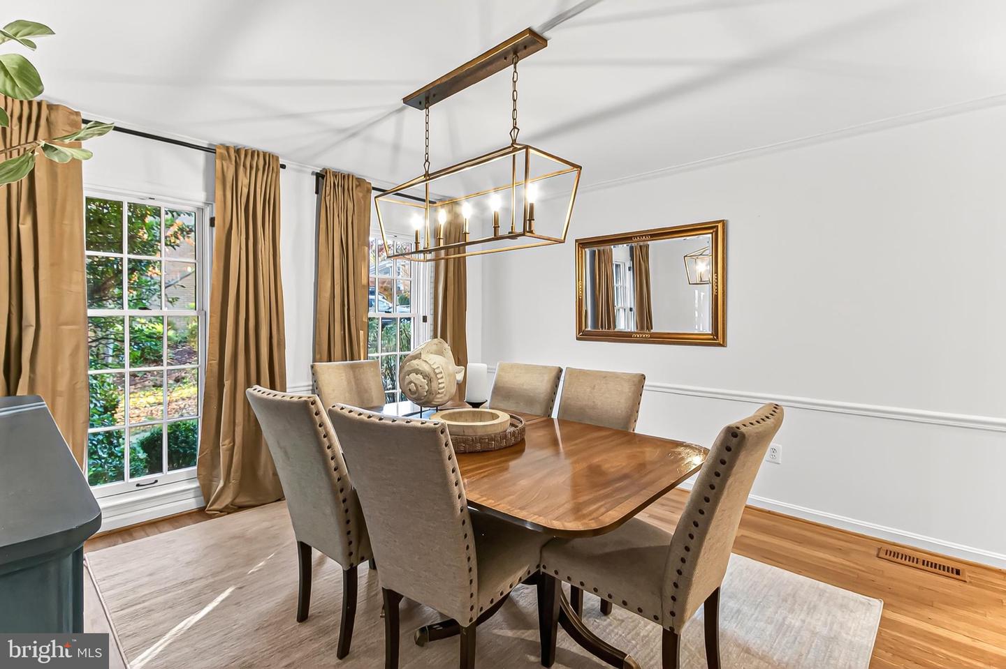 2005 HIGHBORO WAY, FALLS CHURCH, Virginia 22043, 4 Bedrooms Bedrooms, 14 Rooms Rooms,3 BathroomsBathrooms,Residential,For sale,2005 HIGHBORO WAY,VAFX2276066 MLS # VAFX2276066