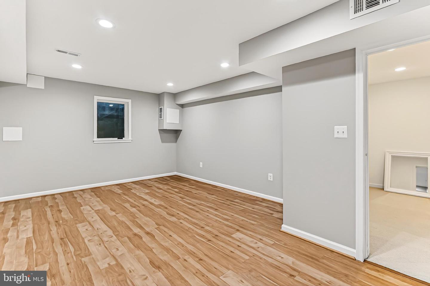 2005 HIGHBORO WAY, FALLS CHURCH, Virginia 22043, 4 Bedrooms Bedrooms, 14 Rooms Rooms,3 BathroomsBathrooms,Residential,For sale,2005 HIGHBORO WAY,VAFX2276066 MLS # VAFX2276066