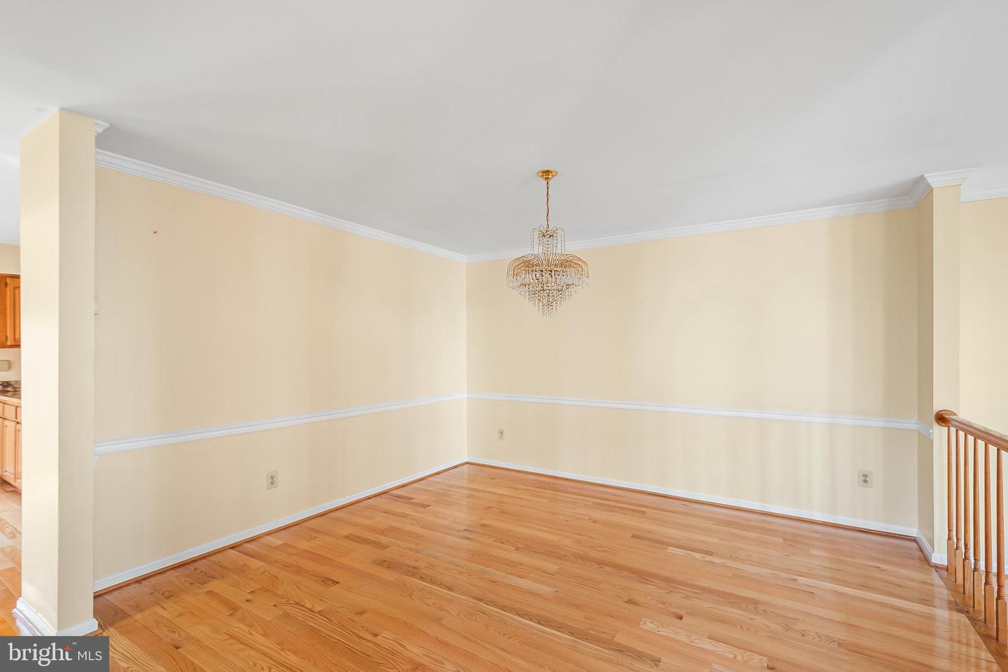 8019 TANWORTH CT, SPRINGFIELD, Virginia 22152, 3 Bedrooms Bedrooms, ,3 BathroomsBathrooms,Residential,For sale,8019 TANWORTH CT,VAFX2276072 MLS # VAFX2276072