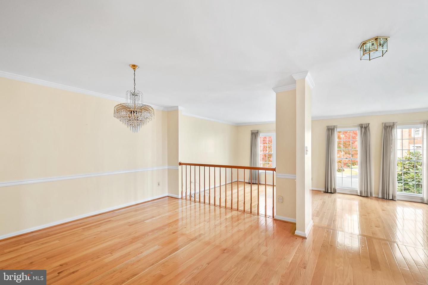 8019 TANWORTH CT, SPRINGFIELD, Virginia 22152, 3 Bedrooms Bedrooms, ,3 BathroomsBathrooms,Residential,For sale,8019 TANWORTH CT,VAFX2276072 MLS # VAFX2276072