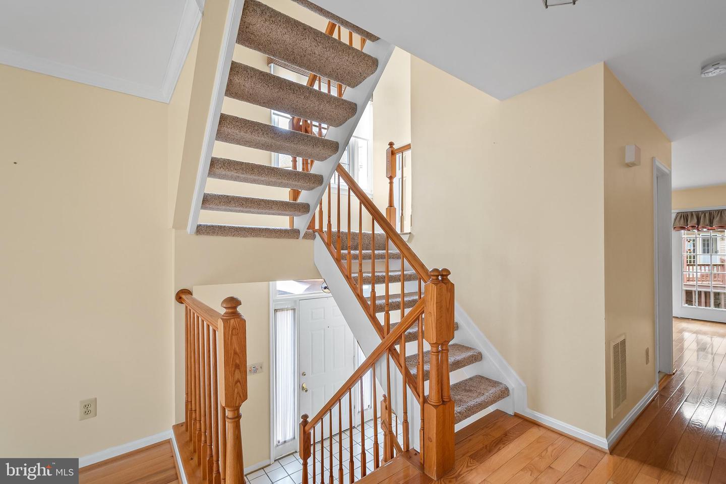 8019 TANWORTH CT, SPRINGFIELD, Virginia 22152, 3 Bedrooms Bedrooms, ,3 BathroomsBathrooms,Residential,For sale,8019 TANWORTH CT,VAFX2276072 MLS # VAFX2276072