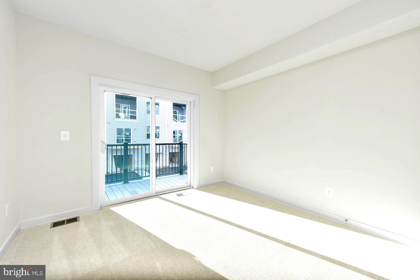 43740 TRANSIT SQ, ASHBURN, Virginia 20147, 3 Bedrooms Bedrooms, ,2 BathroomsBathrooms,Residential,For sale,43740 TRANSIT SQ,VALO2109710 MLS # VALO2109710