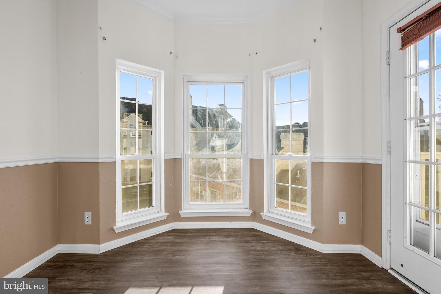 664 GATEWAY DR SE #314, LEESBURG, Virginia 20175, 2 Bedrooms Bedrooms, 9 Rooms Rooms,2 BathroomsBathrooms,Residential,For sale,664 GATEWAY DR SE #314,VALO2109826 MLS # VALO2109826 664 GATEWAY DR SE #314, LEESBURG, Virginia 20175, 2 Bedrooms Bedrooms, 9 Rooms Rooms,2 BathroomsBathrooms,Residential,For sale,664 GATEWAY DR SE #314,VALO2109826 MLS # VALO2109826