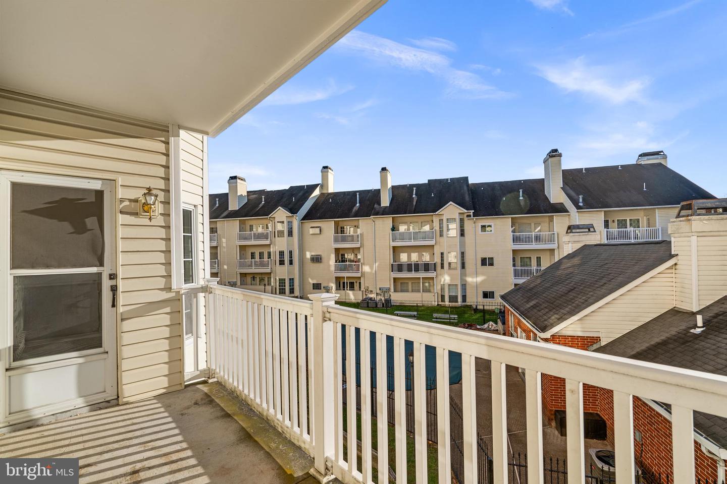 664 GATEWAY DR SE #314, LEESBURG, Virginia 20175, 2 Bedrooms Bedrooms, 9 Rooms Rooms,2 BathroomsBathrooms,Residential,For sale,664 GATEWAY DR SE #314,VALO2109826 MLS # VALO2109826 664 GATEWAY DR SE #314, LEESBURG, Virginia 20175, 2 Bedrooms Bedrooms, 9 Rooms Rooms,2 BathroomsBathrooms,Residential,For sale,664 GATEWAY DR SE #314,VALO2109826 MLS # VALO2109826