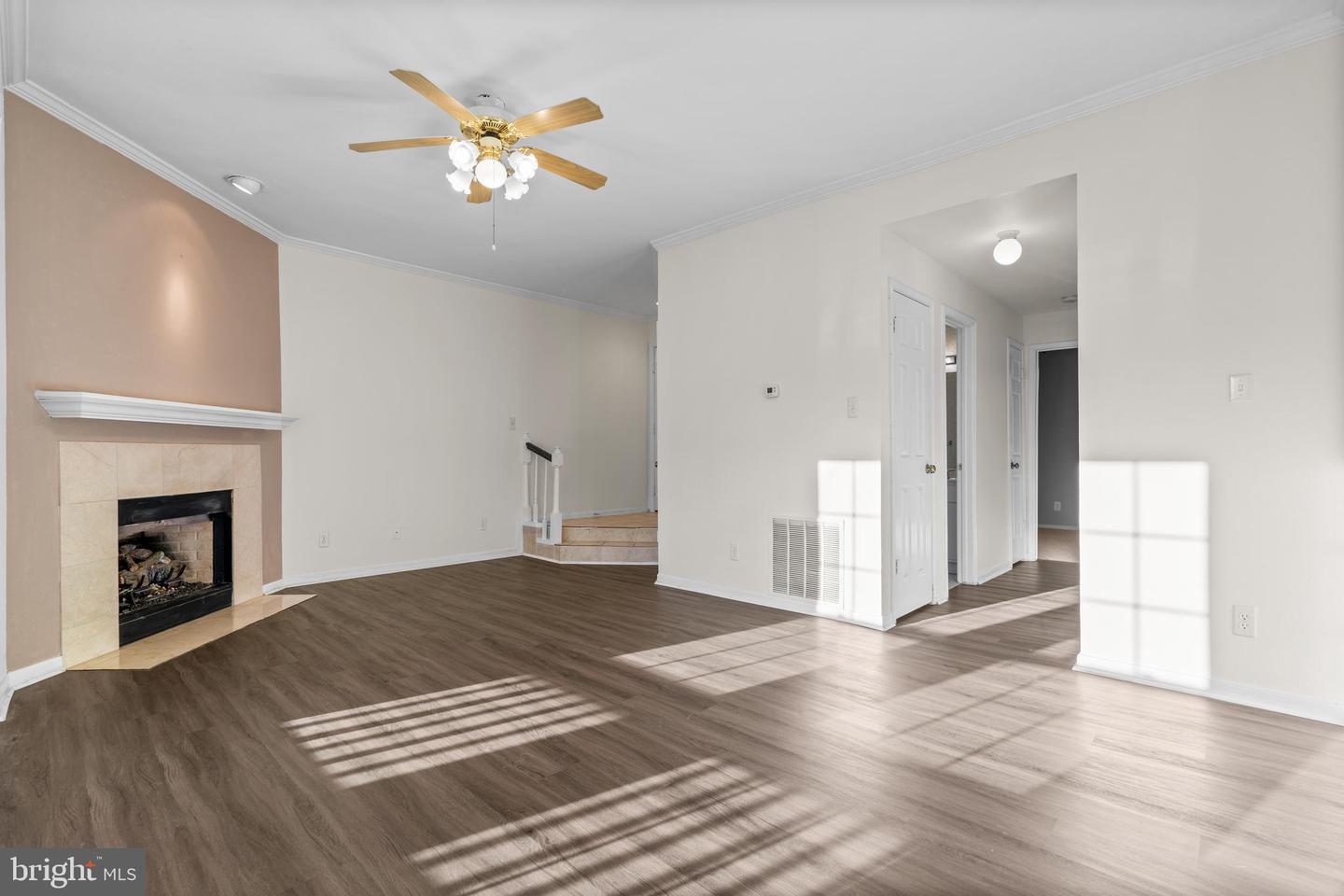 664 GATEWAY DR SE #314, LEESBURG, Virginia 20175, 2 Bedrooms Bedrooms, 9 Rooms Rooms,2 BathroomsBathrooms,Residential,For sale,664 GATEWAY DR SE #314,VALO2109826 MLS # VALO2109826 664 GATEWAY DR SE #314, LEESBURG, Virginia 20175, 2 Bedrooms Bedrooms, 9 Rooms Rooms,2 BathroomsBathrooms,Residential,For sale,664 GATEWAY DR SE #314,VALO2109826 MLS # VALO2109826