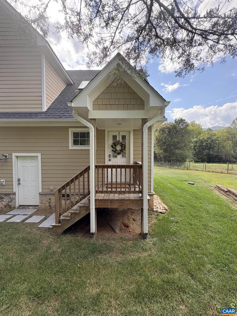 234 CREEK RD, AFTON, Virginia 22920, 3 Bedrooms Bedrooms, ,3 BathroomsBathrooms,Residential,For sale,234 CREEK RD,670559 MLS # 670559