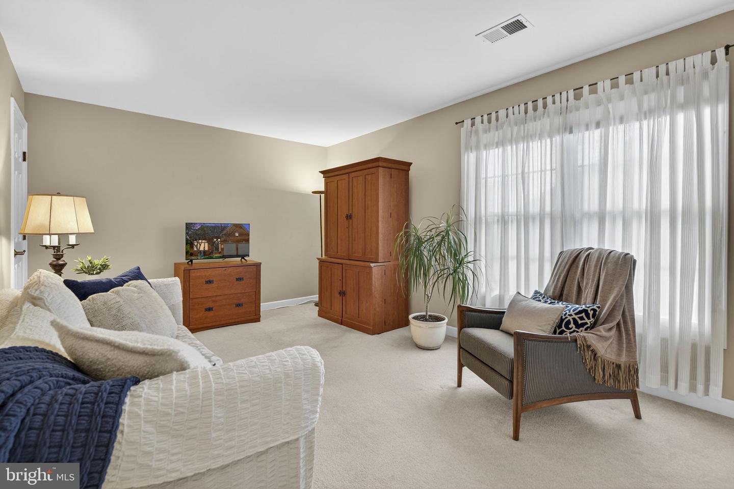 6020 DUNNBROOK TER, HAYMARKET, Virginia 20169, 3 Bedrooms Bedrooms, ,3 BathroomsBathrooms,Residential,For sale,6020 DUNNBROOK TER,VAPW2107168 MLS # VAPW2107168