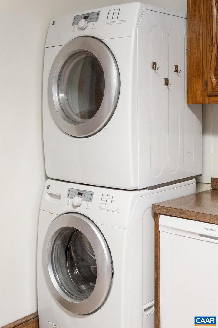 6497 GROVE HILL CT, GORDONSVILLE, Virginia 22942, 3 Bedrooms Bedrooms, ,1 BathroomBathrooms,Residential,For sale,6497 GROVE HILL CT,670659 MLS # 670659