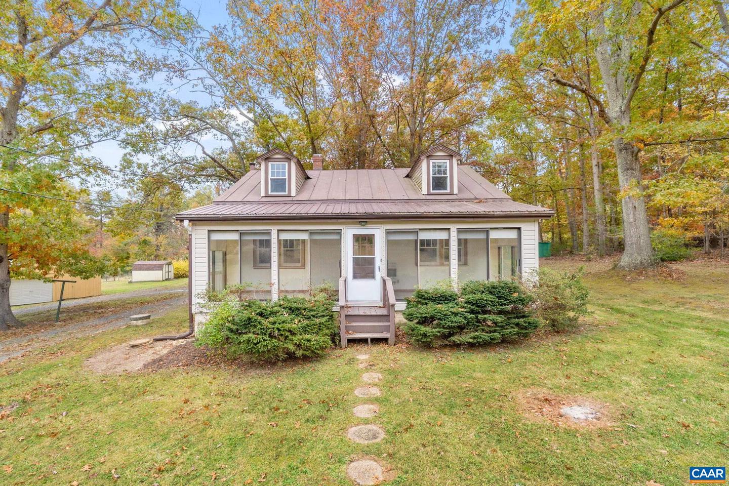 6497 GROVE HILL CT, GORDONSVILLE, Virginia 22942, 3 Bedrooms Bedrooms, ,1 BathroomBathrooms,Residential,For sale,6497 GROVE HILL CT,670659 MLS # 670659