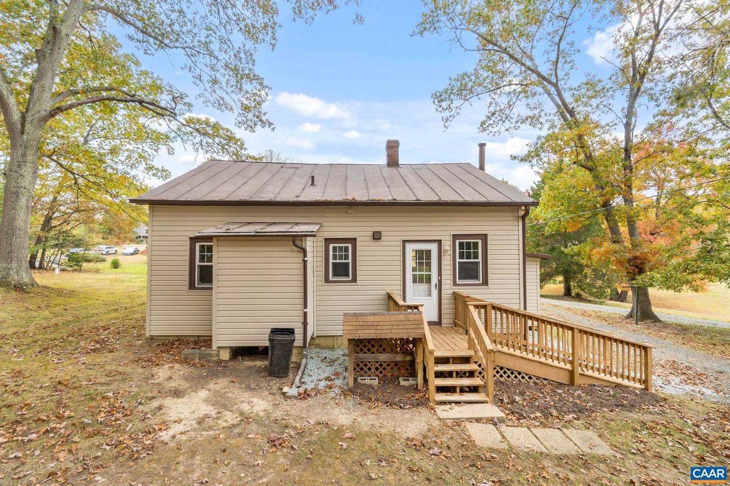 6497 GROVE HILL CT, GORDONSVILLE, Virginia 22942, 3 Bedrooms Bedrooms, ,1 BathroomBathrooms,Residential,For sale,6497 GROVE HILL CT,670659 MLS # 670659