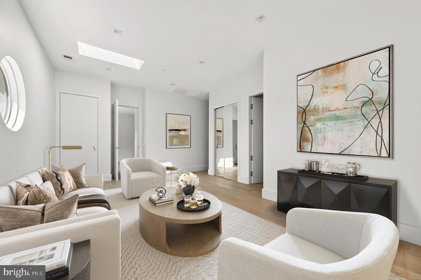 4509 FOXHALL CRESCENT NW, WASHINGTON, District Of Columbia 20007, 5 Bedrooms Bedrooms, ,6 BathroomsBathrooms,Residential,For sale,4509 FOXHALL CRESCENT NW,DCDC2230120 MLS # DCDC2230120